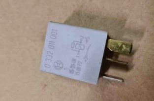 TOYOTA Avensis 2 generation (2002-2009) Реле 0332011001 32712179