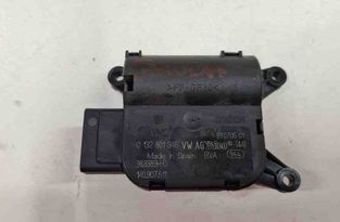SKODA Octavia 2 generation (2004-2013) Клапаны управления внутренним подогревом 32714100