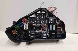 VOLKSWAGEN Touareg 1 generation (2002-2010) Fuse box 7L6937503K,7L0937615 32720270