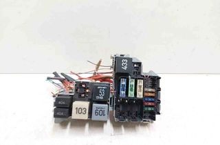 VOLKSWAGEN Touareg 1 generation (2002-2010) Fuse box 7L0937559 32725629