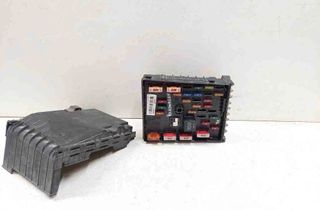 VOLKSWAGEN Passat B7 (2010-2015) Блок предохранителей 3C0937125,63592777 32727999