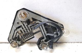 AUDI A4 B5/8D (1994-2001) Контакт задних фонарей 33077978