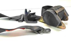 VOLKSWAGEN Passat B5 (1996-2005) Ремень безопасности задний левый 357857805 31376525