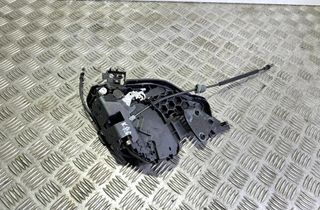 VOLVO V50 1 generation (2003-2012) Замок задней левой двери 30699111 29888213