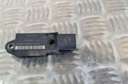 MERCEDES-BENZ E-Class W211/S211 (2002-2009) Боковой датчик удара правый A0028202726 31870397