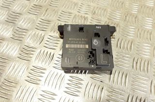 MERCEDES-BENZ E-Class W211/S211 (2002-2009) Aizmugurējo kreiso durvju vadības bloks 2118704026 31950619