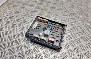 VOLKSWAGEN Passat B7 (2010-2015) Блок предохранителей 3c0937125 32750898