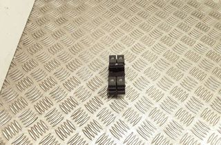 SEAT Altea 1 generation (2004-2013) Aizmugurējo kreiso durvju loga pacēlāja slēdži 1K4959857B 32763850