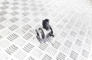 VOLKSWAGEN Beetle 2 generation (1998-2012) EGR Valve 037131351C 32819113