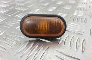 LAND ROVER Defender 1 generation (1983-2016) Front Right Fender Turn Signal 7700847333 31225124