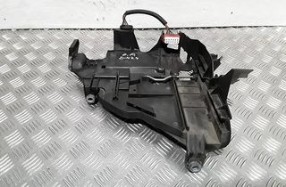 VOLKSWAGEN Touareg 1 generation (2002-2010) Проём фары правый 32913857