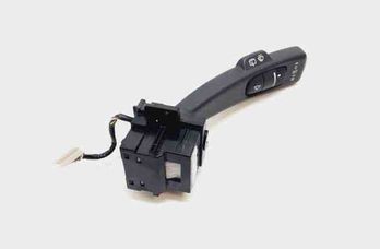 VOLVO V60 1 generation (2010-2020) Stikla tīrītāja rokturis 31264169 20557424