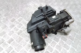 VOLVO S90 2 generation (2016-2023) Supercharger 31474314 28088038