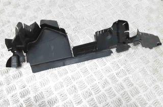 CHRYSLER Pacifica 2 generation (RU) (2016-2023) Radiatora gaisa novirzītājs 68229144AD 31539203