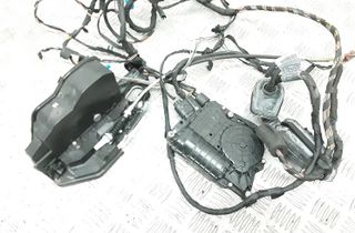 BMW 7 Series F01/F02 (2008-2015) Aizmugurējā labā durvju slēdzene 7185688 32763024