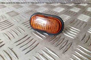 RENAULT Trafic 2 generation (2001-2015) Priekšējā labā spārna pagrieziena signāls 8200194580,7700847333 25143819