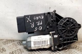 VOLKSWAGEN Passat Variant 1 generation (2010-2024) Маторчик стеклоподъемника передней правой двери 3B4837752 25152475