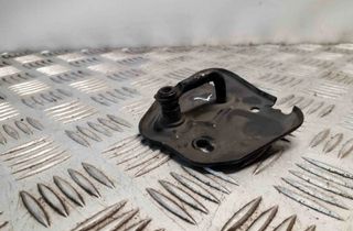 AUDI A1 8X (2010-2020) Dzinēja pārsega āķis 4G0823186 32598046