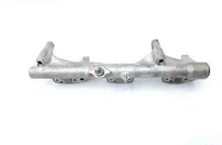 BMW 3 Series F30/F31 (2011-2020) Fuel Rail 7643082 31520251