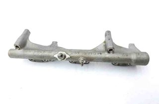 BMW 3 Series F30/F31 (2011-2020) Fuel Rail 7639975 31525904