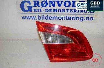 SKODA Superb 2 generation (2008-2015) Фонарь крышки багажника левый 3t5945093 30867688