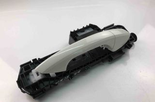 MERCEDES-BENZ CLA-Class C117 (2013-2016) Front Left Door Exterior Handle A2047600270 15181724