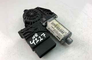 VOLKSWAGEN Touran 1 generation (2003-2015) Маторчик стеклоподъемника передней правой двери 5K0959704A 15334504