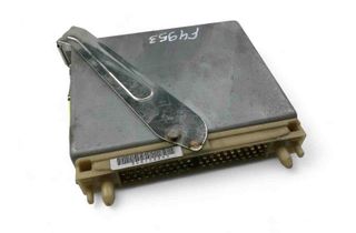 VOLVO V70 2 generation (2000-2008) Engine Control Unit ECU P09442108 32740076