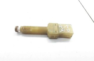 AUDI 80 B3 (1986-1992) Датчик тормозной педали 443945515 26660798