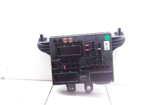 OPEL Insignia A (2008-2016) Блок предохранителей 13277321,21563511010 30431579