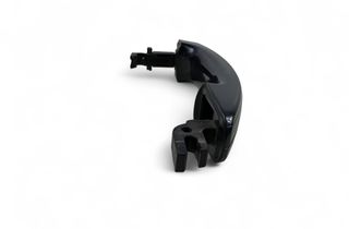 FORD Kuga 1 generation (2008-2013) Priekšējo labo durvju ārējais rokturis AM51U22404C 33021748