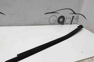 MERCEDES-BENZ GLS-Class X166 (2015-2020) Aizmugurējo labo durvju logu līste A1666904300 32602946