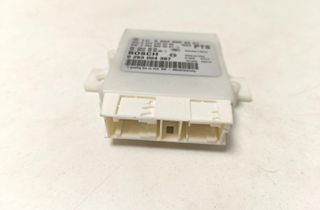 MERCEDES-BENZ C-Class W204/S204/C204 (2004-2015) Pārkingsensoru vadības bloks A2049009201,A2045450432,A2049020001,0263004387 32579218