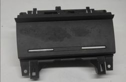 AUDI A4 B7/8E (2004-2008) Пепельница 8E0857951j 32825651