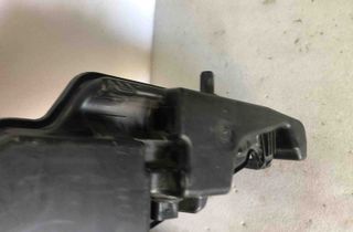 AUDI Q5 8R (2008-2017) Logu mazgāšanas tvertne 8R0955452A,8R0955452,8R0955453C,8R0955453B 11415741