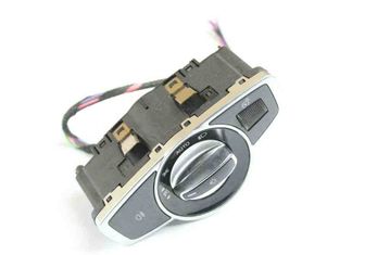 MERCEDES-BENZ C-Class W205/S205/C205 (2014-2023) Lukturu vadības slēdzis A2059057007 31940254