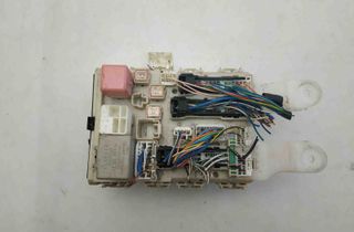 TOYOTA Auris 1 generation (2006-2012) Блок предохранителей 82730-02130-A 11279486