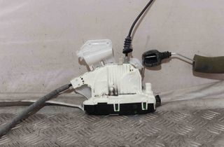 MERCEDES-BENZ CLS-Class C218/X218 (2011-2017) Замок передней левой двери A2047203735,A2187230108 23057075