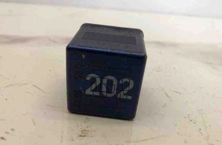 AUDI A5 8T (2007-2016) Relejs 8A0951253,8A0951253A 32605819