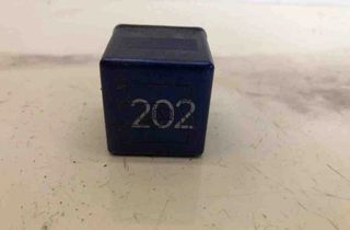 AUDI A5 8T (2007-2016) Relejs 8A0951253,8A0951253A 32605835