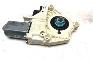 AUDI A4 B8/8K (2011-2016) Маторчик стеклоподъемника передней левой двери 1101965576100,8K0959801 32606375