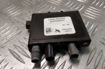 LAND ROVER Range Rover Evoque L538 (1 gen) (2011-2020) Bootlid Antenna Amplifier XUO000010 28415207