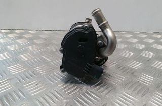 VOLKSWAGEN Passat B8 (2014-2023) EGR Valve 04L131501R 28425850