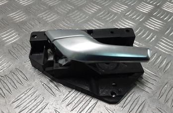 LAND ROVER Range Rover Evoque L538 (1 gen) (2011-2020) Left Rear Internal Opening Handle 8X2322601BE 28429097