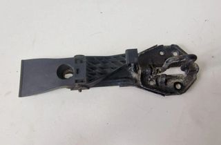 AUDI A6 C8/4K (2018-2024) Dzinēja pārsega āķis 4G0823480 31235728