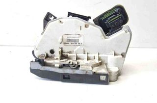 VOLKSWAGEN Jetta 3 generation (1992-1998) Rear Right Door Lock 5K4839015F 31238859