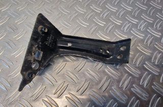 VOLKSWAGEN Passat B7 (2010-2015) Держатель переднего правого крыла 3G0821142A 31245141