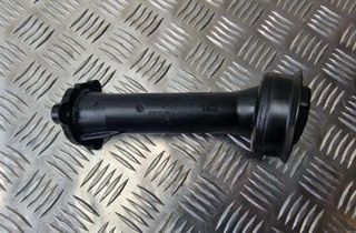 VOLKSWAGEN Transporter T5 (2003-2015) Eļļas uzpildes caurule 070115308G 31247049