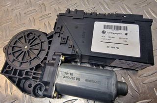 VOLKSWAGEN Touareg 1 generation (2002-2010) Маторчик стеклоподъемника передней левой двери 3D1959792,0130821765 31248944