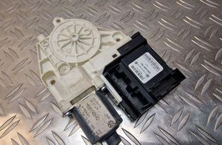 VOLKSWAGEN Golf 8 generation (2019-2023) Priekšējo kreiso durvju logu pacēlāja motorīts 1K5837402AQ,5K0959793 31251175